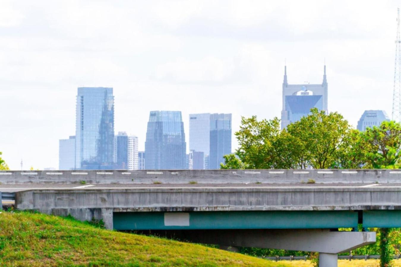 Skyline Serenity Rooftop Patio With Ping Pong Vila Nashville Exterior foto