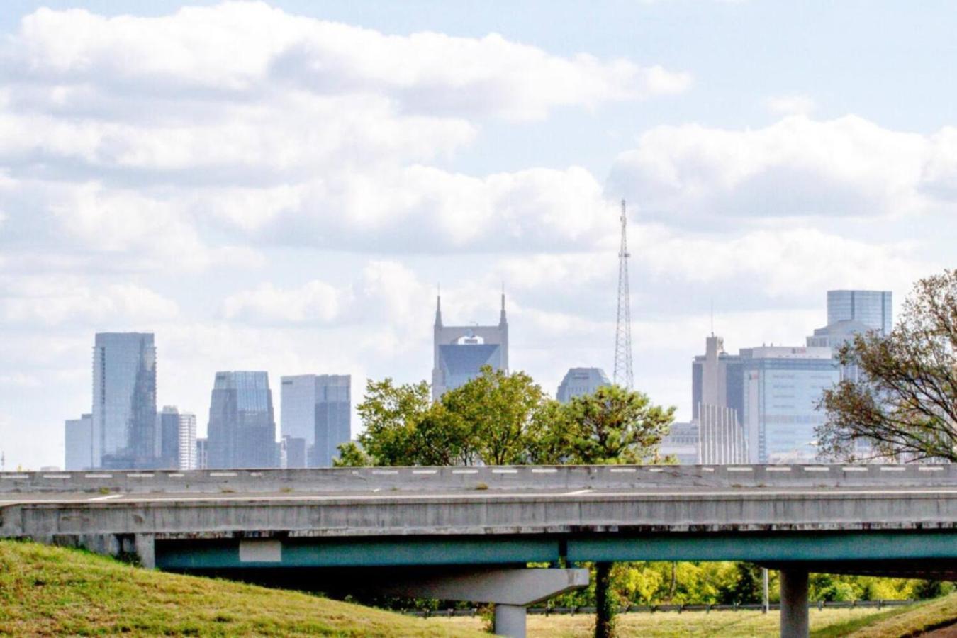 Skyline Serenity Rooftop Patio With Ping Pong Vila Nashville Exterior foto